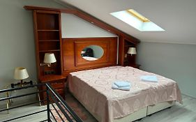 Lena 4 Apartmens